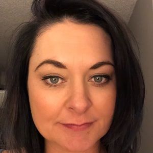 Meet your Posher, Deirdre